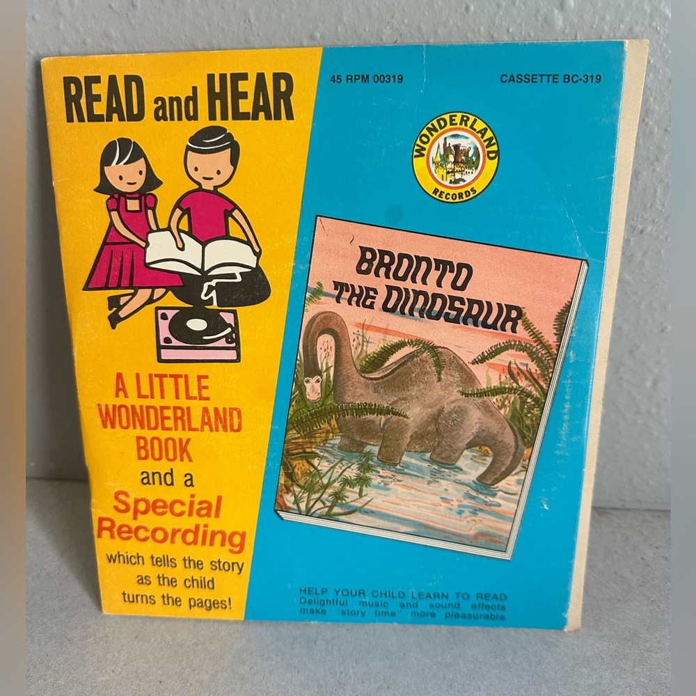 Vintage Bronto the Dinosaur -- Wonderland "Read and Hear" Storybook and Record
